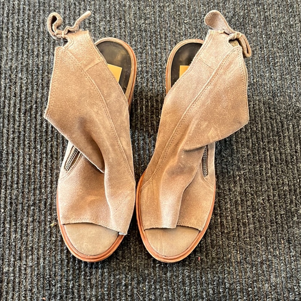 Dolce Vita Tan Ankle Booties with Suede Finish